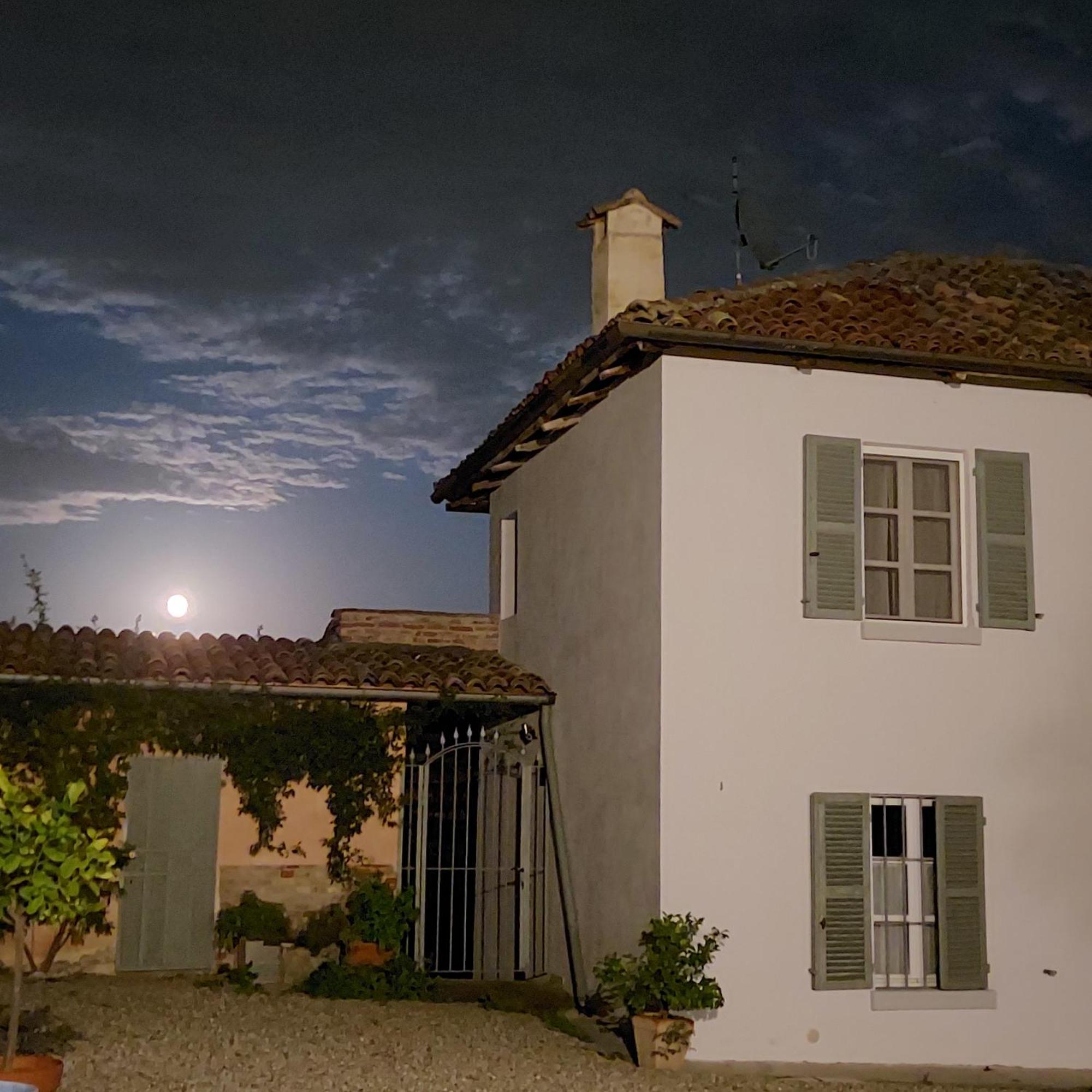Casa Rovelli Bed & Breakfast Alfiano Natta Exterior photo